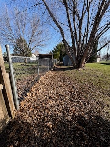 Project Spring Leaf Cleanup for Lush Lawns Marshall MN image