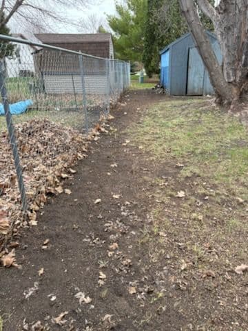 Gallery photos for Spring Leaf Cleanup for Lush Lawns Marshall MN: Image #2