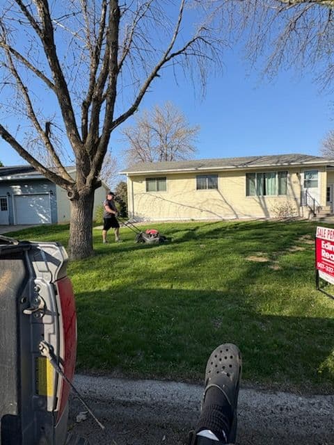 Gallery photos for Expert Mowing and Branch Trimming in Marshall MN: Image #1